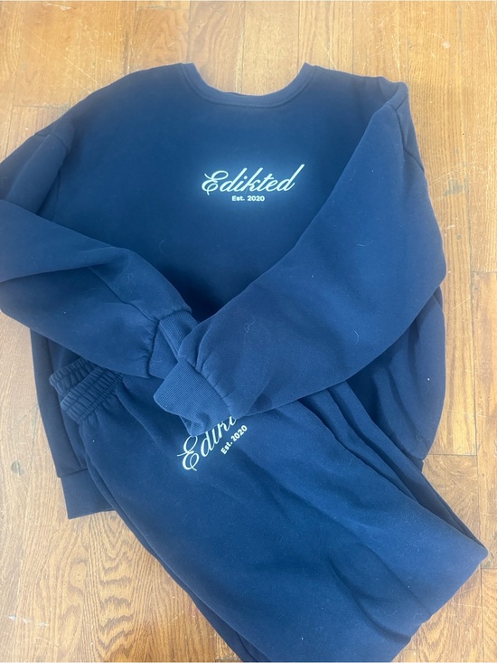 Edikted Pants - Edikted Navy Blue Logo Sweatshirt and Joggers Set